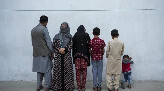 Afganistan'da çocuklar açlık tehlikesiyle burun buruna