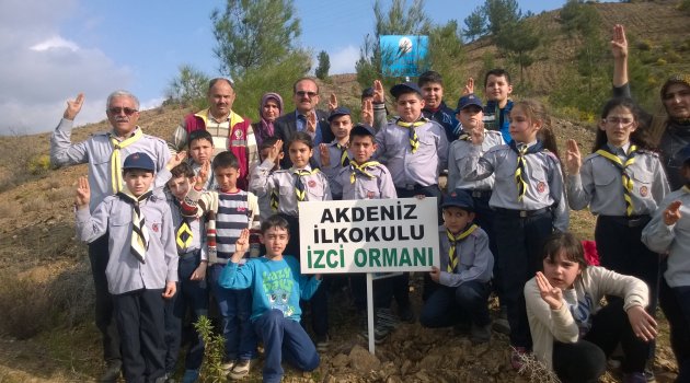 Akdeniz İlkokulu Öğrencilerinin Ağaç Sevgisi