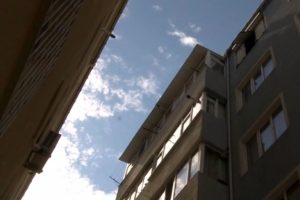 Altıncı Kattan Düşen Çocuk Kurtarılamadı
