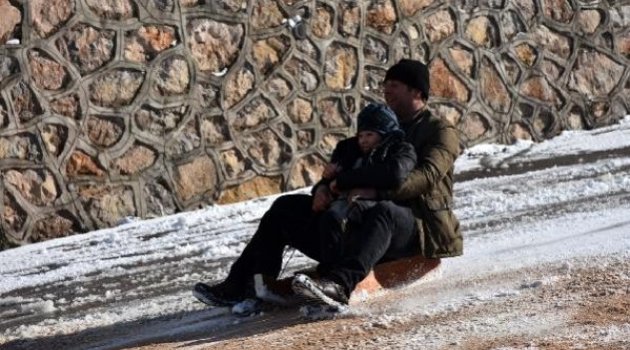 Amasya'da kar tatili çocuklara yaradı