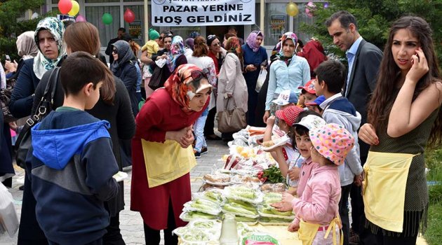 Anaokulu öğrencileri pazarcı oldu