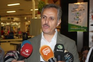 AVM'lere TEOG tercih masaları kuruldu