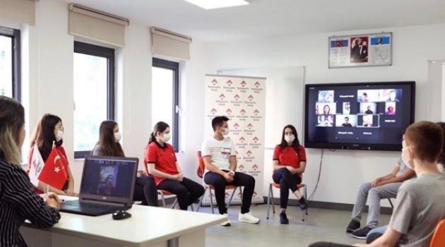 Bahçeşehir'den 23 öğrenci LGS birincisi oldu