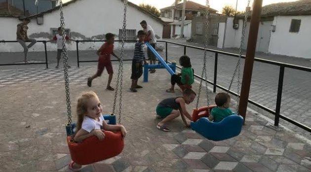 Başkan amcaları çocukların isteğini geri çevirmedi