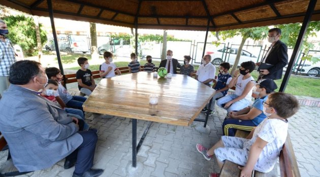Başkan amcalarından çocuklar için yeni saha sözü