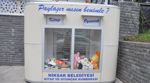 Benimle Oyuncağını Paylaşır Mısın?