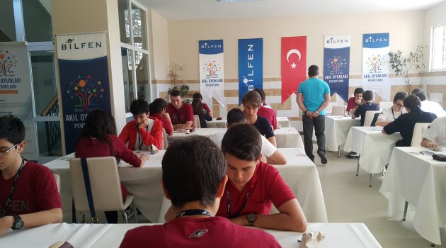 Bilfen Liselileri Akıl Oyunları Pentatlonu'nda birbirleriyle yarıştı