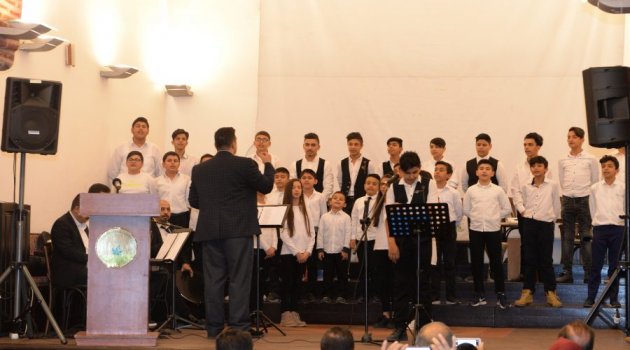 Bilgi Evi Çocuk Korosu'ndan Konser