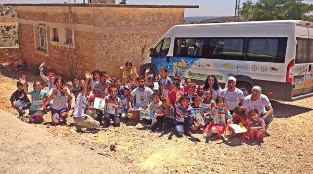 Bilim Tohumları Ekibi, 2015 yılında Altı Ayda 3.000 Çocukla Buluştu