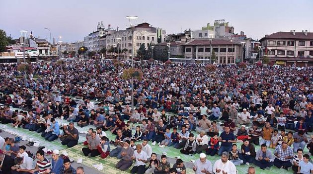Binlerce Çocuk Sabah Namazında Buluştu