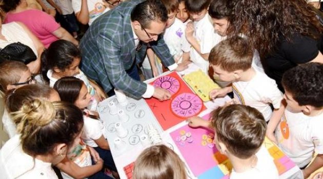 Bornova Belediyesi Eğitim Ulaştırıyor