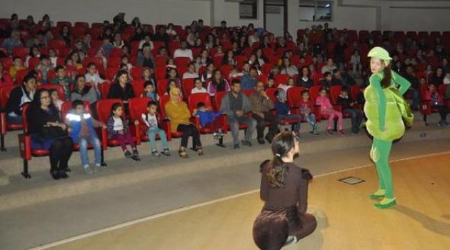 Bosch Çevre Çocuk Tiyatrosu Manavgat’ta çocuklarla buluştu