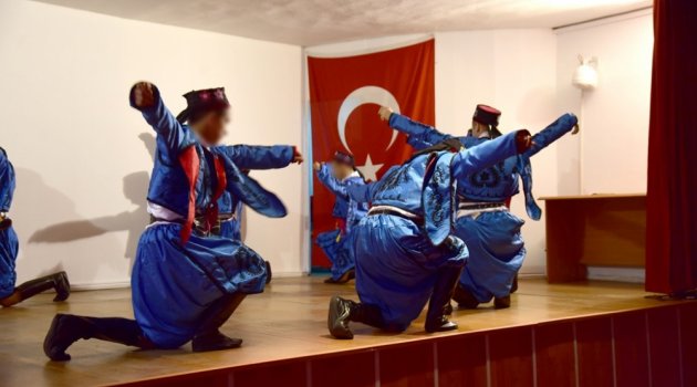 Bu Zeybek Oyunu Başka