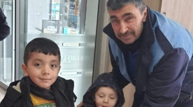 Bursa'da kumbarasındaki paraları depremzedelere bağışladılar