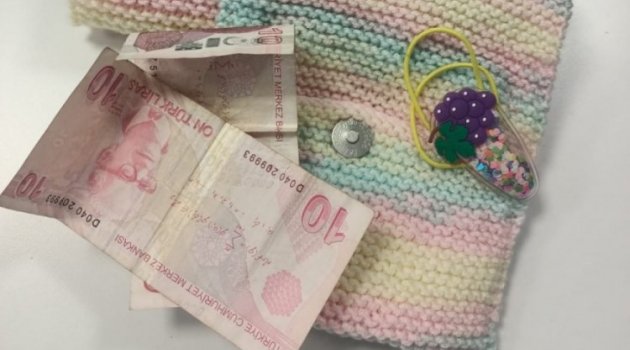 Bursa'da yardım kolisinden çıkan şey duygulandırdı