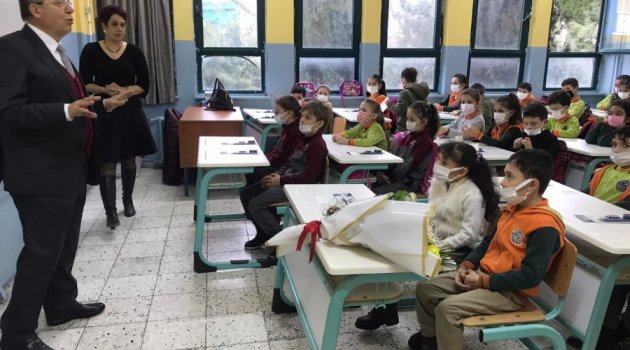 Bursalı iş insanı minik yüreklere dokundu