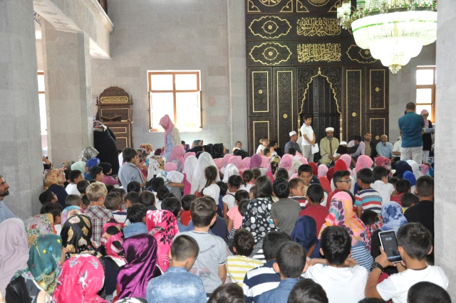 Cami Çocuk Buluşması