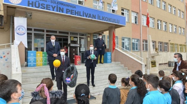 Çevreci miniklere ödül yağmuru