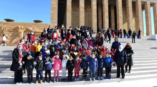 Çocuk bakımevinde 29 Ekim coşkusu