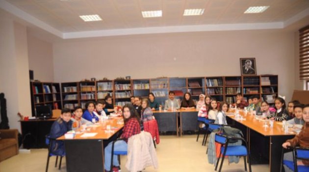 Çocuk Meclisi Başkanını Seçti