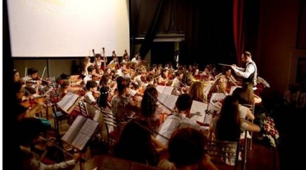 Çocuk Senfoni Orkestrası Konsere Hazırlanıyor