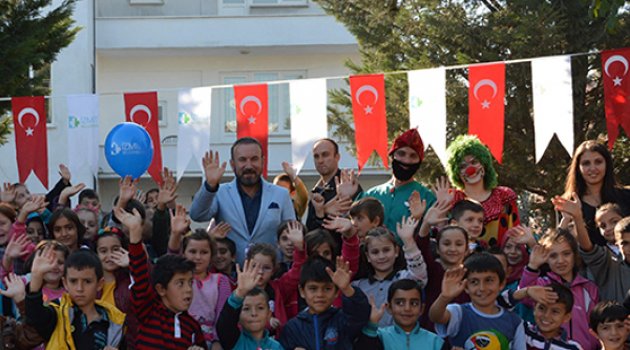 ‘Çocuklar, çocukluklarını yaşamalı’
