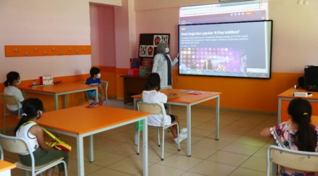 Çocuklar, K-Pop tehlikesine karşı uyarıldı