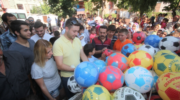 “Çocuklar Mutlu Olsun Diye!”