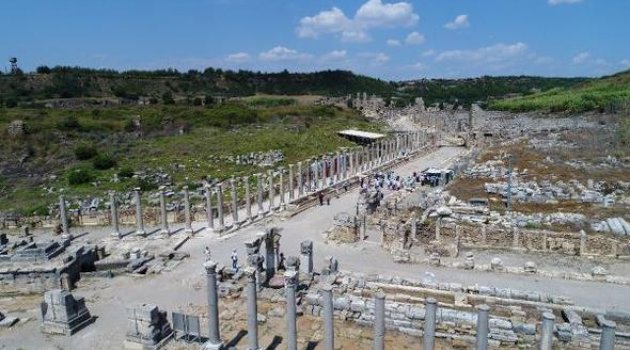 Çocuklar 'Perge'de Yaşam'ı Çizecek