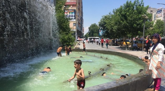 Çocuklar ‘Süs Havuzu' Sezonunu Açtı