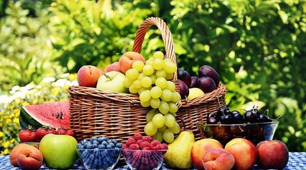 Çocuklar yaz aylarında nasıl beslenmeli?