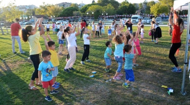 Çocuklar Yaz Sonu Şenliğinde Doyasıya Eğlendi