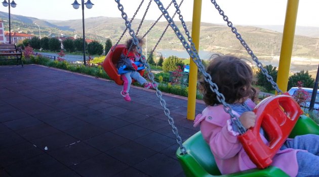 Çocuklar yazın daha çok oyun kazası yaşıyor