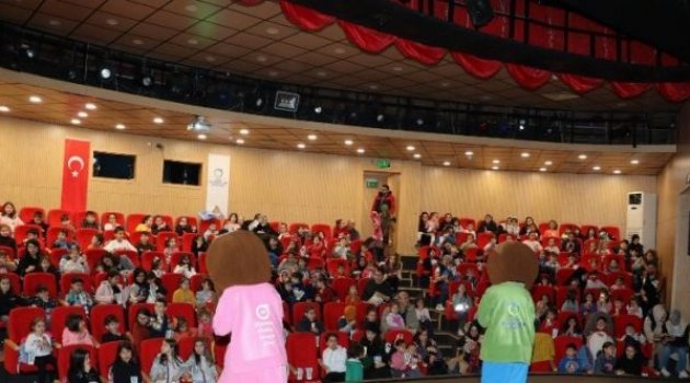 Çocuklar zamana yolculuk yaptı