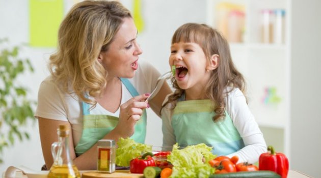 Çocuklara yemek yeme alışkanlığı nasıl kazandırılır?