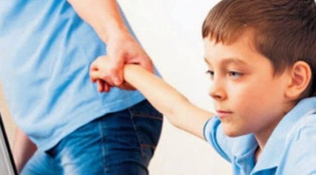 Çocukları 6 yaşından önce ekrandan uzak tutun