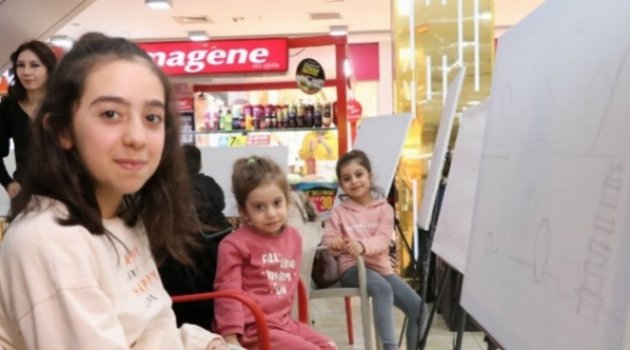 Çocukların hayal gücü tuvallere yansıdı