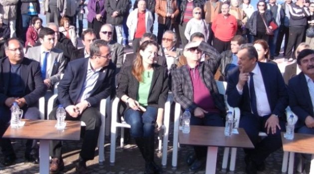 Dikili'de Çocuk Bilim Evi hizmete açıldı