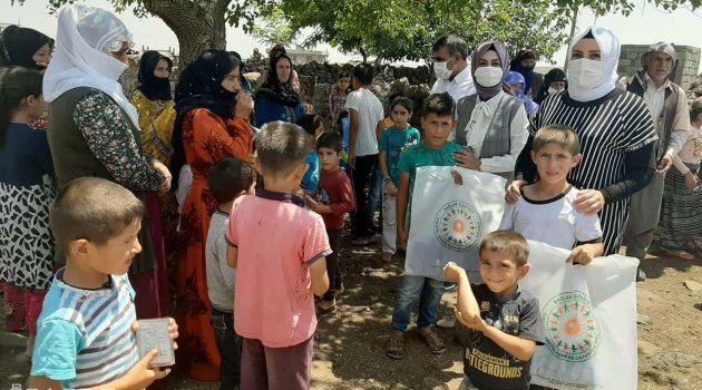 Diyarbakır'da yetim çocuklar sevindirildi