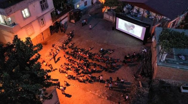 Diyarbakırlı çocuklar için açık hava sineması