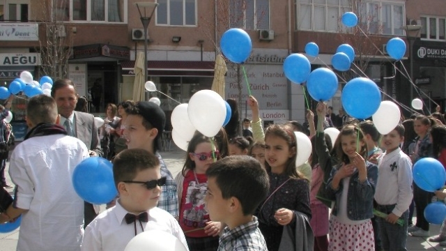 Dünya Çocuk Günü Kosova ve Arnavutluk'ta Kutlandı