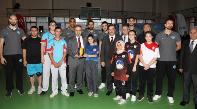 Efelerin en özel maçı