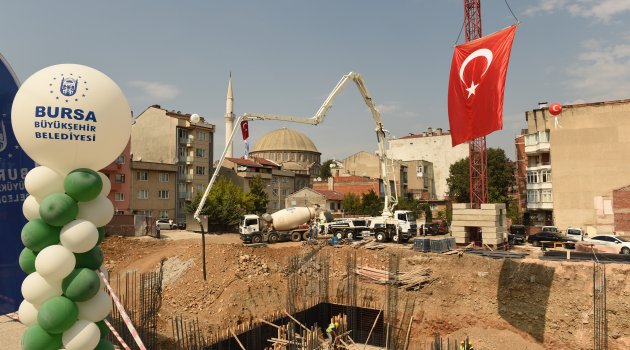 Elmasbahçeler Ortaokulu Büyükşehir'le yenileniyor