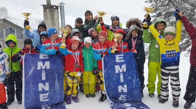 Emine Örnek Öğrencileri Yine Zirvede