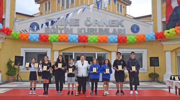 Emine Örnek Okulları'nda ilk ders zili çaldı