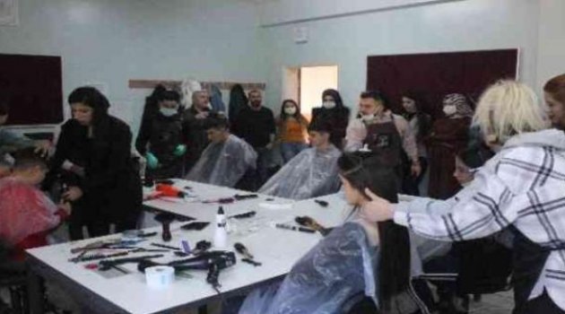 Engelli çocuklar tıraş edildi