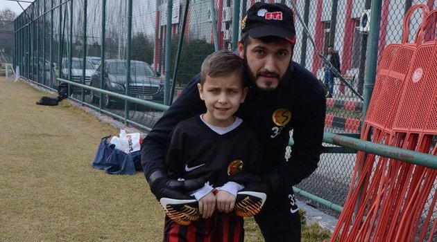 Eskişehirspor, Minik Mehmet’in Hayalini Gerçeğe Dönüştürdü