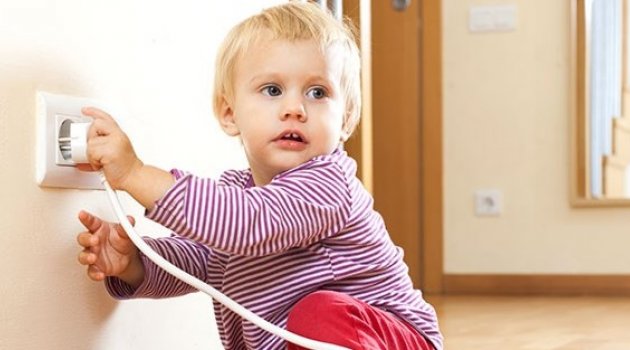 Ev Kazalarında Her Yıl 2500 Çocuk Hayatını Kaybediyor