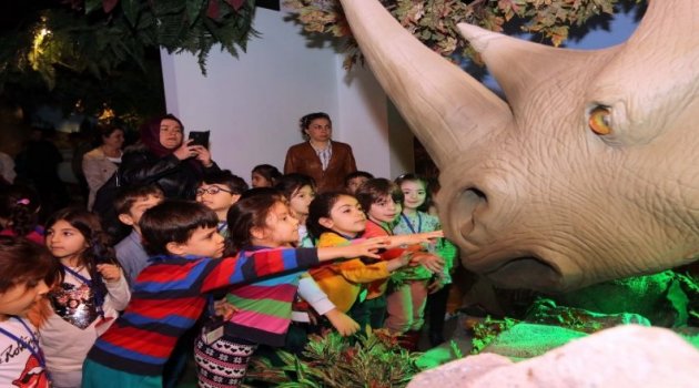 Evrensel Değerler Çocuk Müzesi'ne Miniklerden Yoğun İlgi