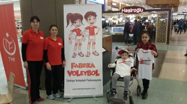 Fabrika Voleybol Okulu Tanıtıldı